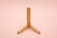 <p>1 support en bois stable</p>