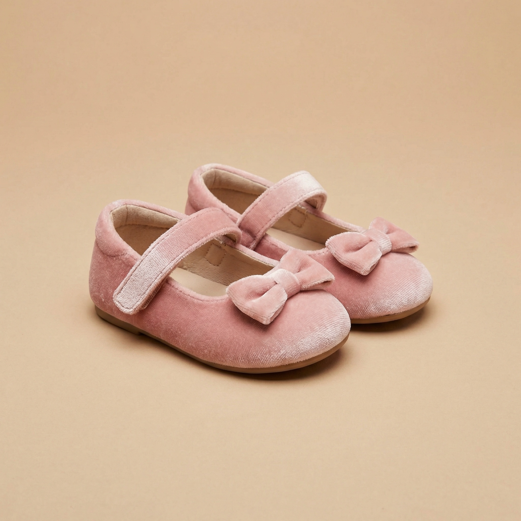 Chaussures Bébé Fille avec Nœud – Élégantes & Idéales Premiers Pas